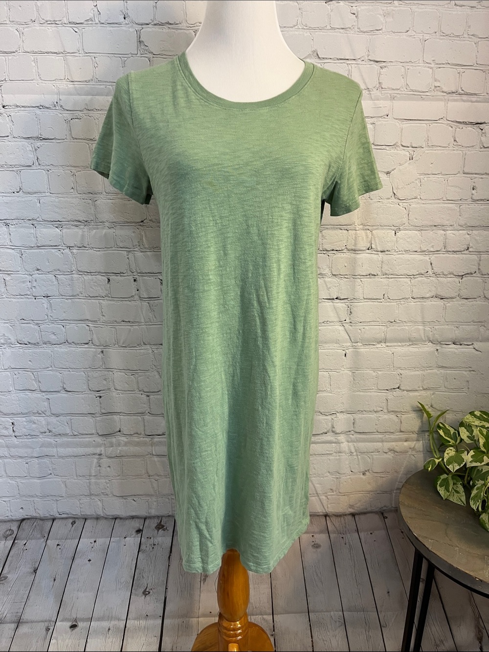 Universal Thread Light Green Short Sleeve T-Shirt Dress